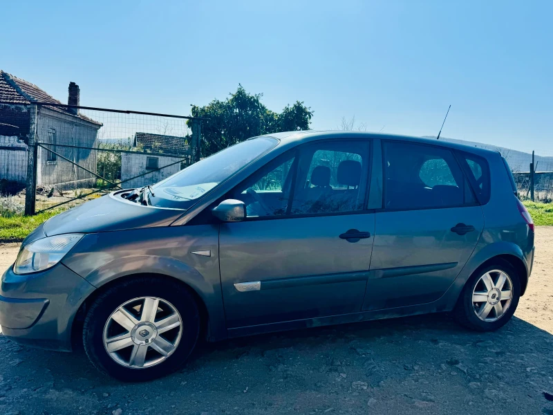 Renault Scenic, снимка 5 - Автомобили и джипове - 49441103