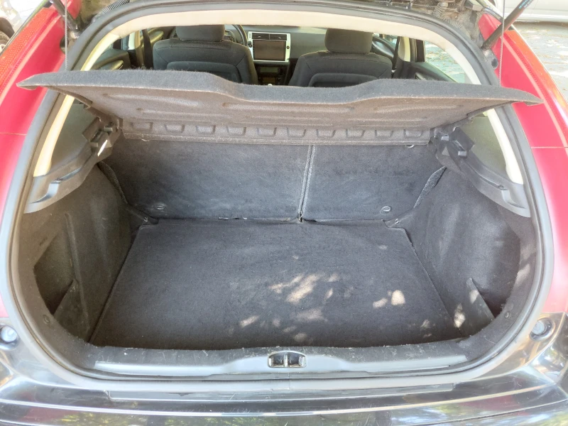 Citroen C4, снимка 7 - Автомобили и джипове - 52555444
