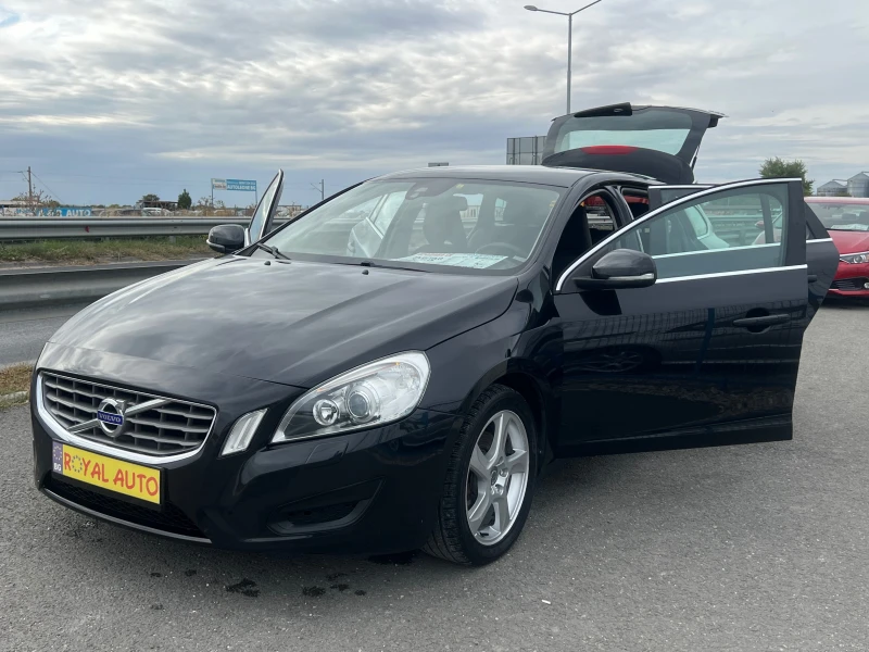 Volvo V60 ЛИЗИНГ-АВТОМАТ-КОЖА-КЛИМА-ТОП, снимка 15 - Автомобили и джипове - 51869672