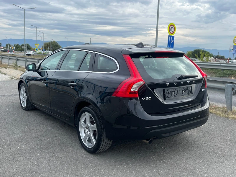 Volvo V60 ЛИЗИНГ-АВТОМАТ-КОЖА-КЛИМА-ТОП, снимка 6 - Автомобили и джипове - 51869672