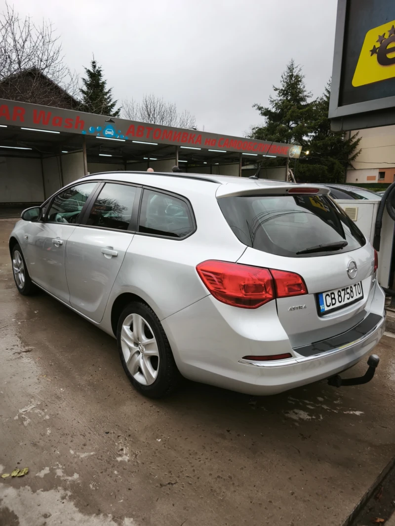 Opel Astra, снимка 5 - Автомобили и джипове - 52592223