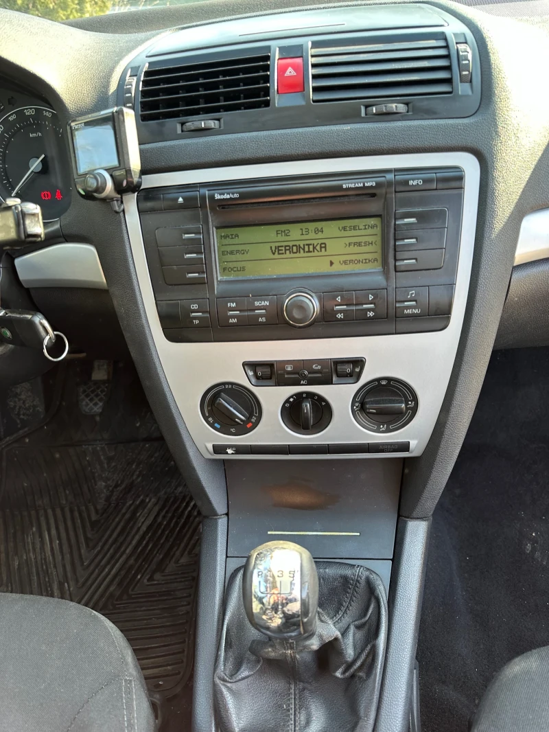 Skoda Octavia 1.9TDI 105hp, снимка 12 - Автомобили и джипове - 53090309