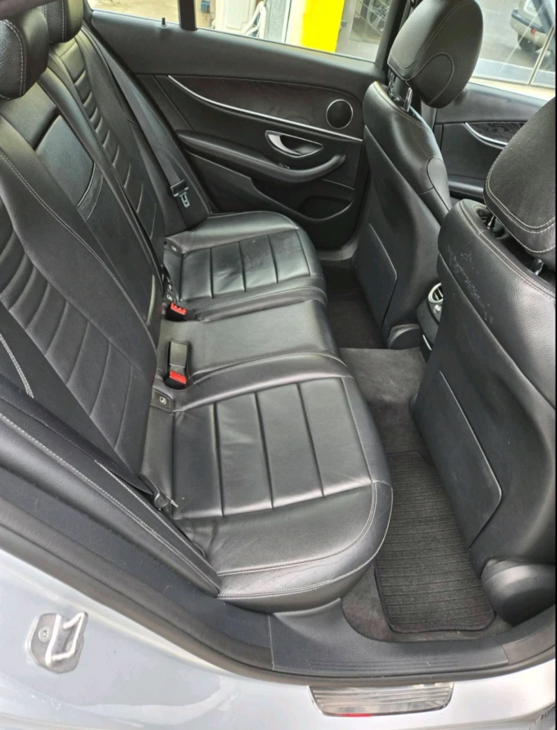 Mercedes-Benz E 350 4-матик, снимка 8 - Автомобили и джипове - 53264082