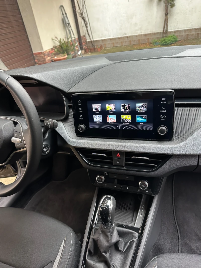 Skoda Scala 1.5 TSI 150 коня 7DSG SELECTION, снимка 13 - Автомобили и джипове - 53445371