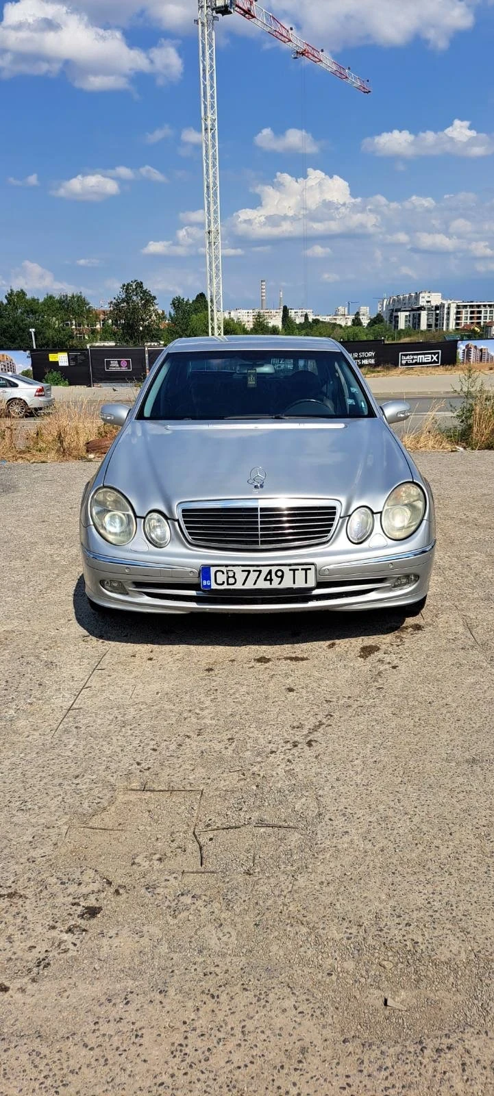 Mercedes-Benz E 320