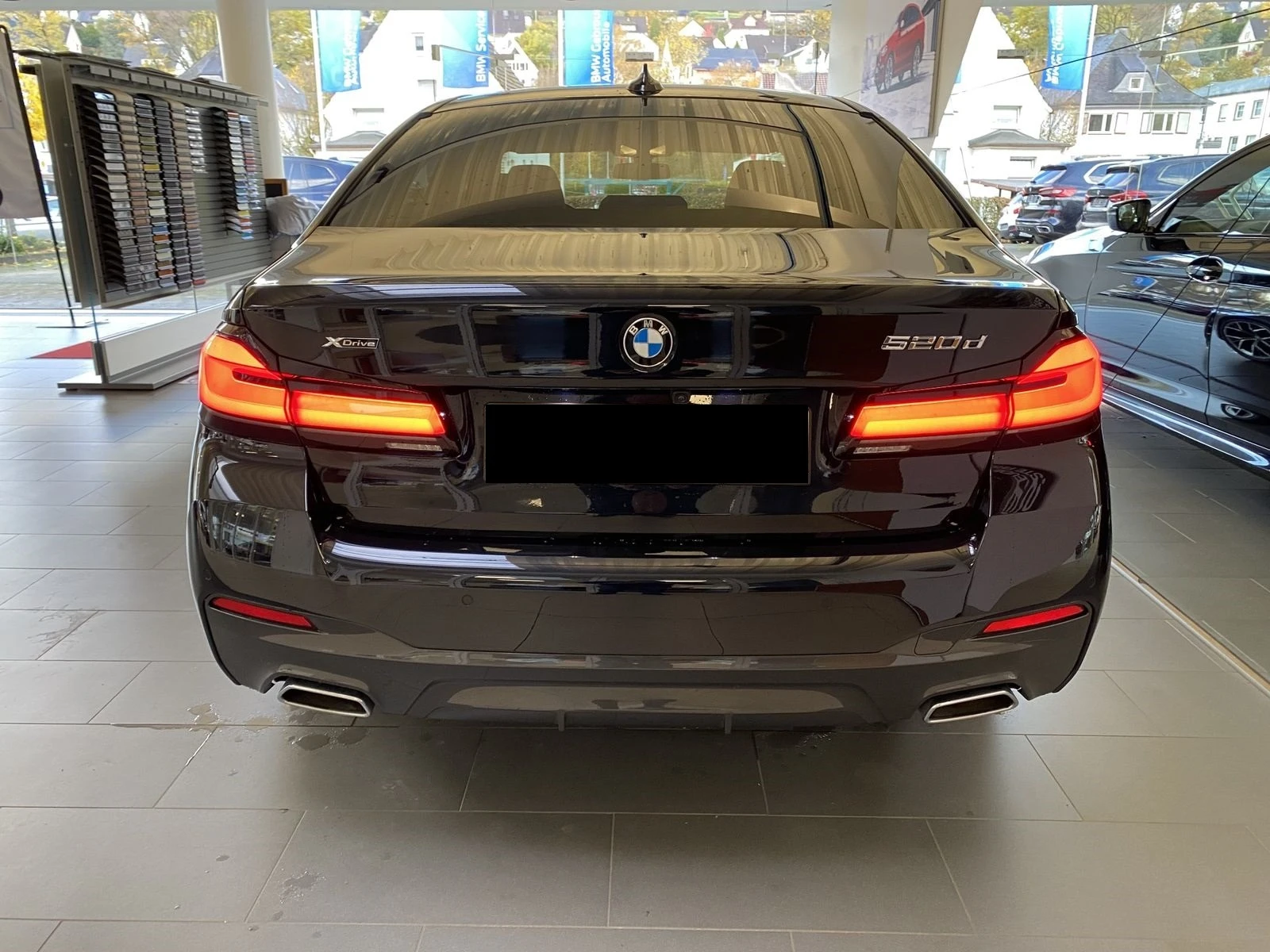 BMW 520 M Sport*xDrive*HeadUp*Navi Prof*ГАРАНЦИЯ - изображение 6