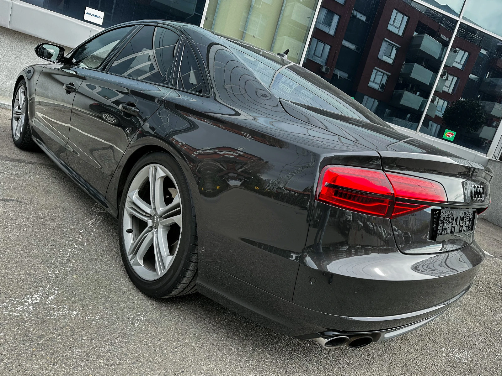 Audi S8 CARBON Exclusive  - изображение 7