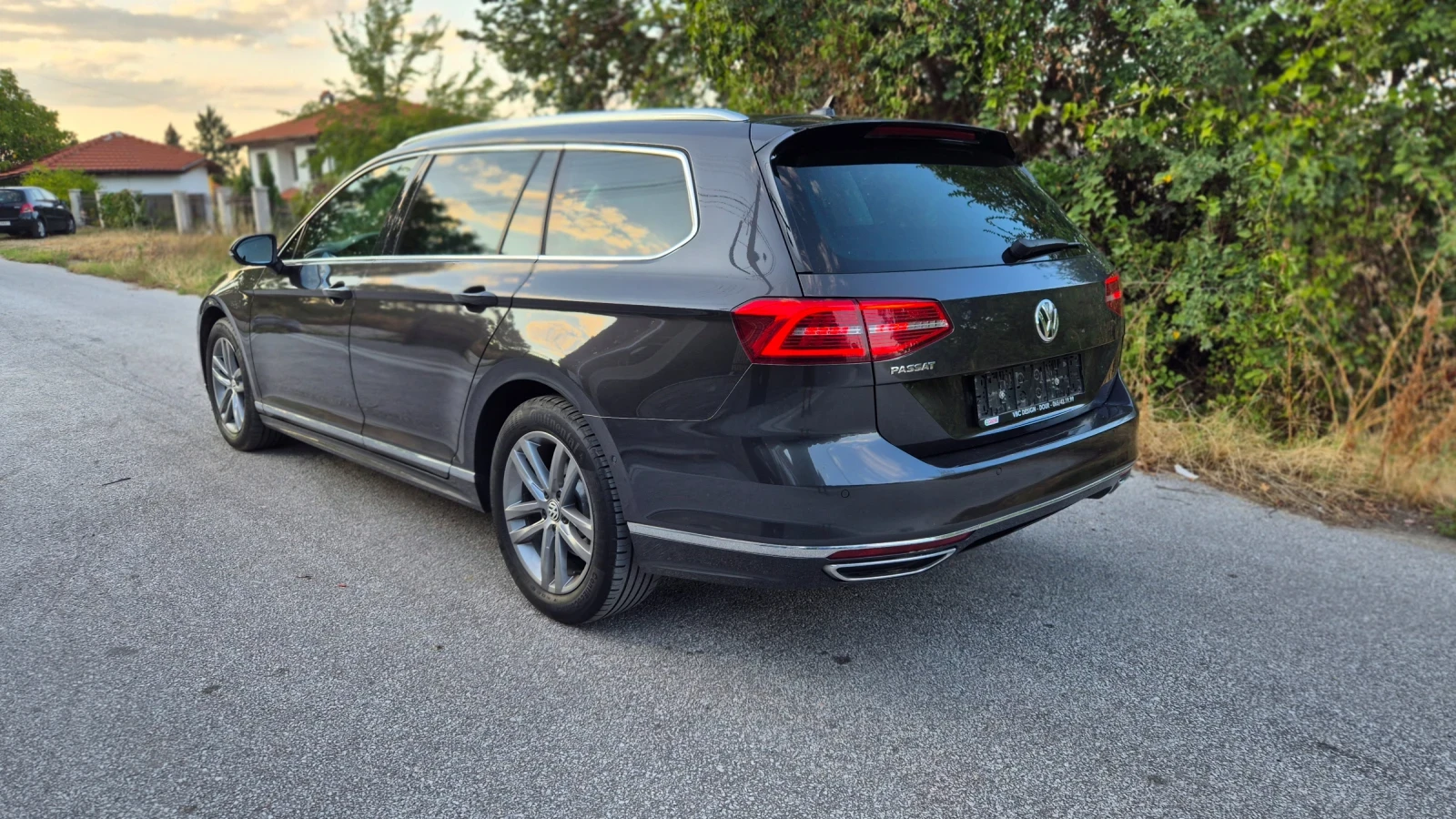 VW Passat Rline 2.0D - изображение 5