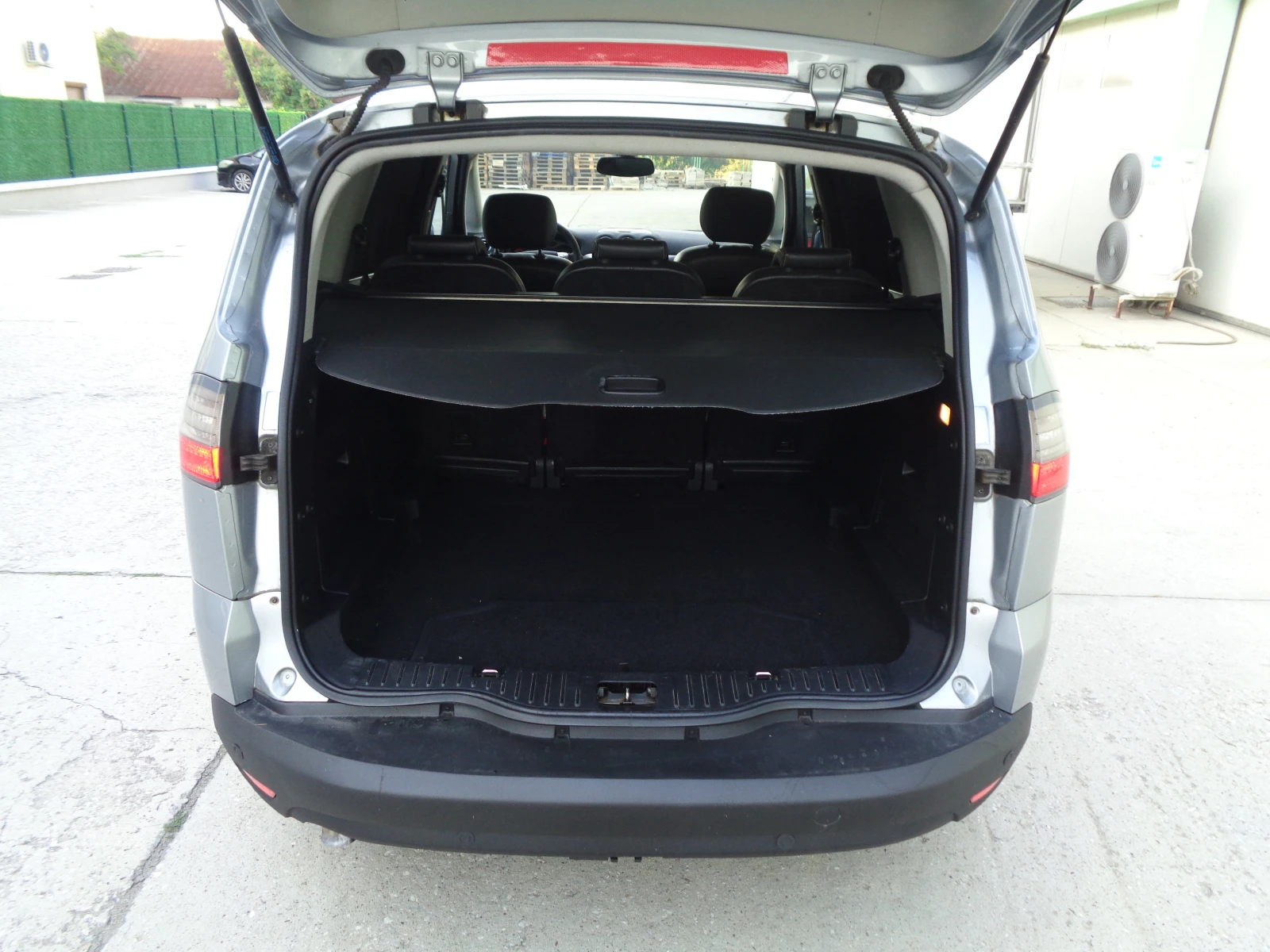 Ford S-Max 2.0tdci-TITANIUM-INDIVIDUAL-BARTER-LIZING - изображение 8