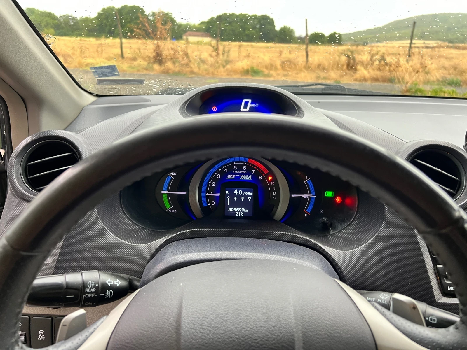Honda Insight Хибрид с газ - изображение 8