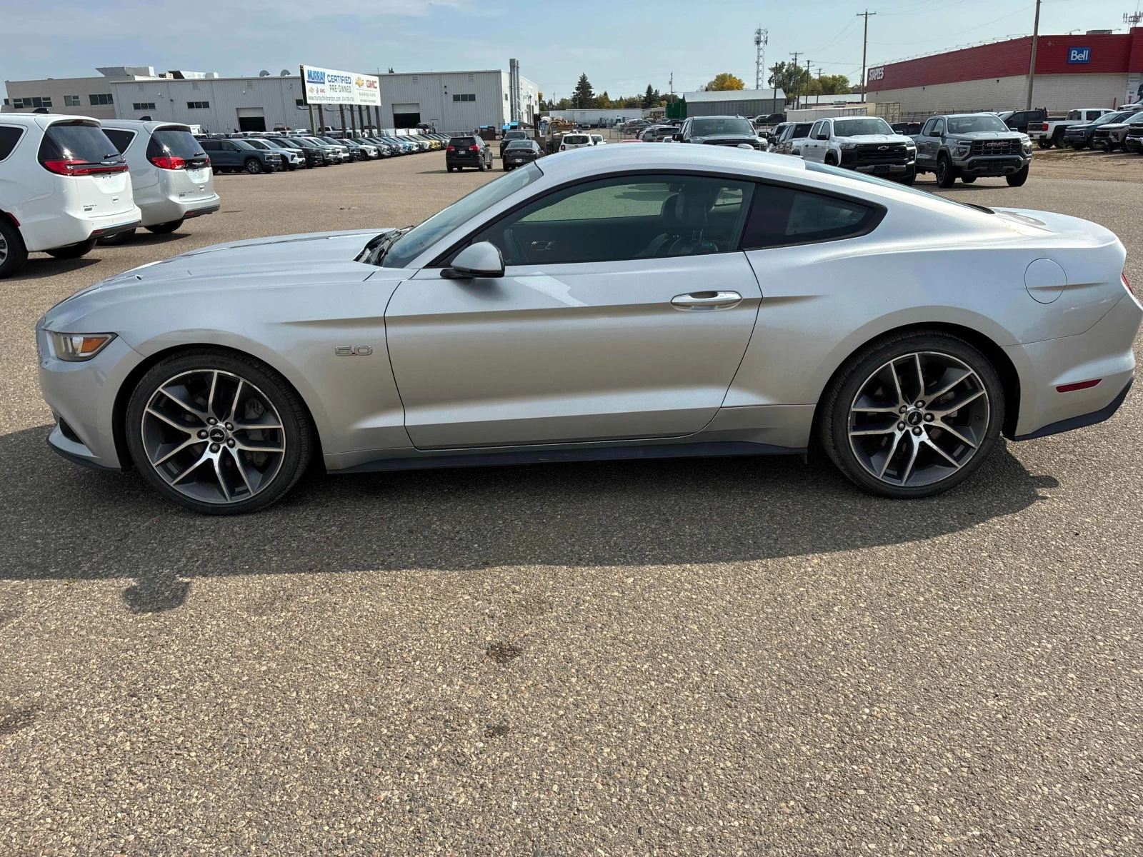 Ford Mustang CARFAX * * АВТО КРЕДИТ * *  - изображение 3