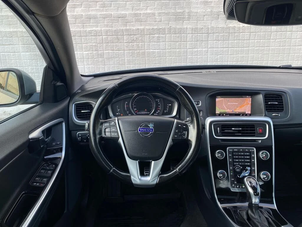 Volvo S60 * АВТО КРЕДИТ* ЦЕНА ДО БГ * CARFAX *  - изображение 8