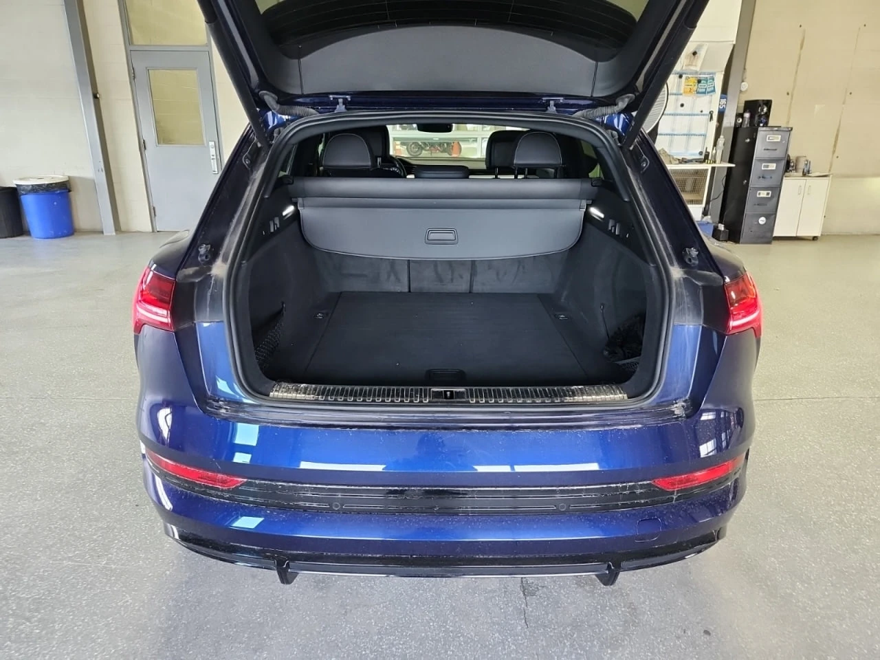 Audi E-Tron CARFAX*     | Mobile.bg   13