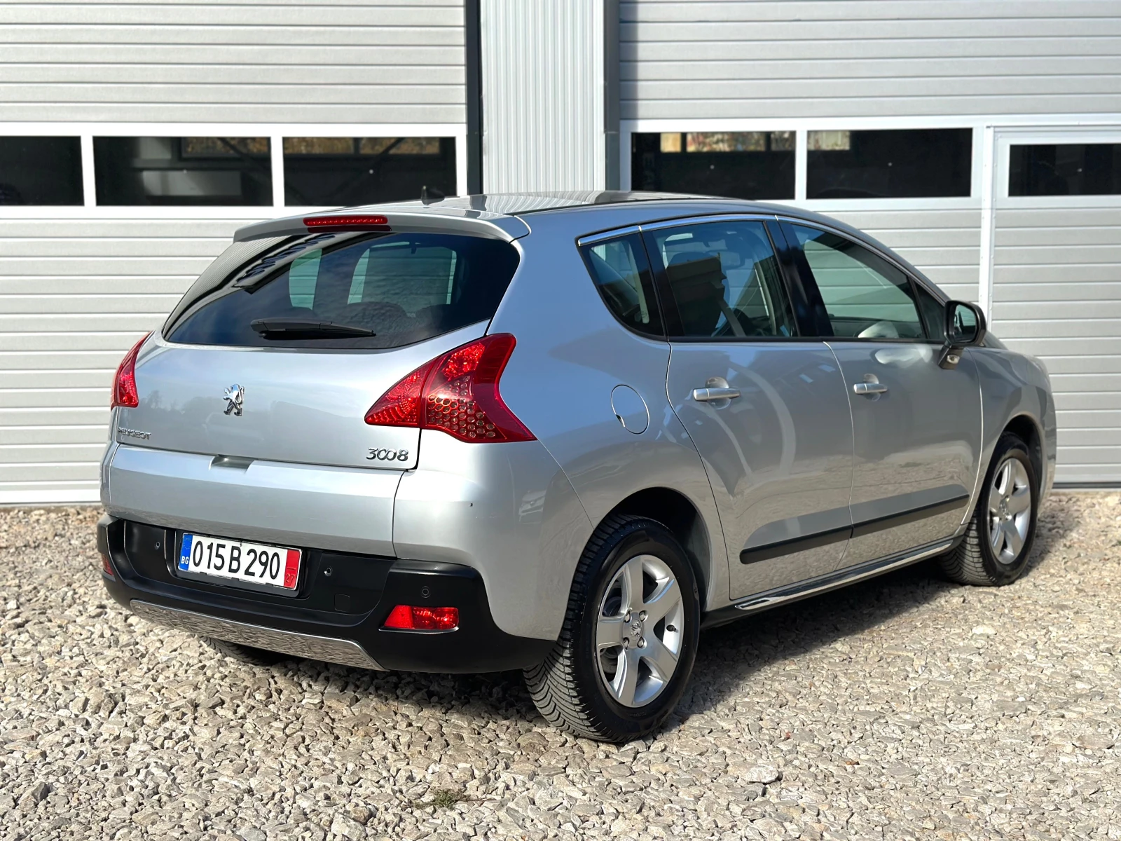 Peugeot 3008 2.0HDI 150кс ПАНОРАМА НАВИГОЦИЯ ТОП СЪСТОЯНИЕ - изображение 4