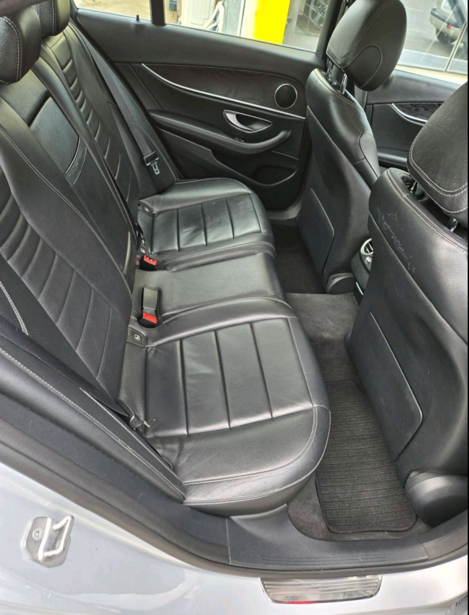 Mercedes-Benz E 350 4-матик - изображение 8