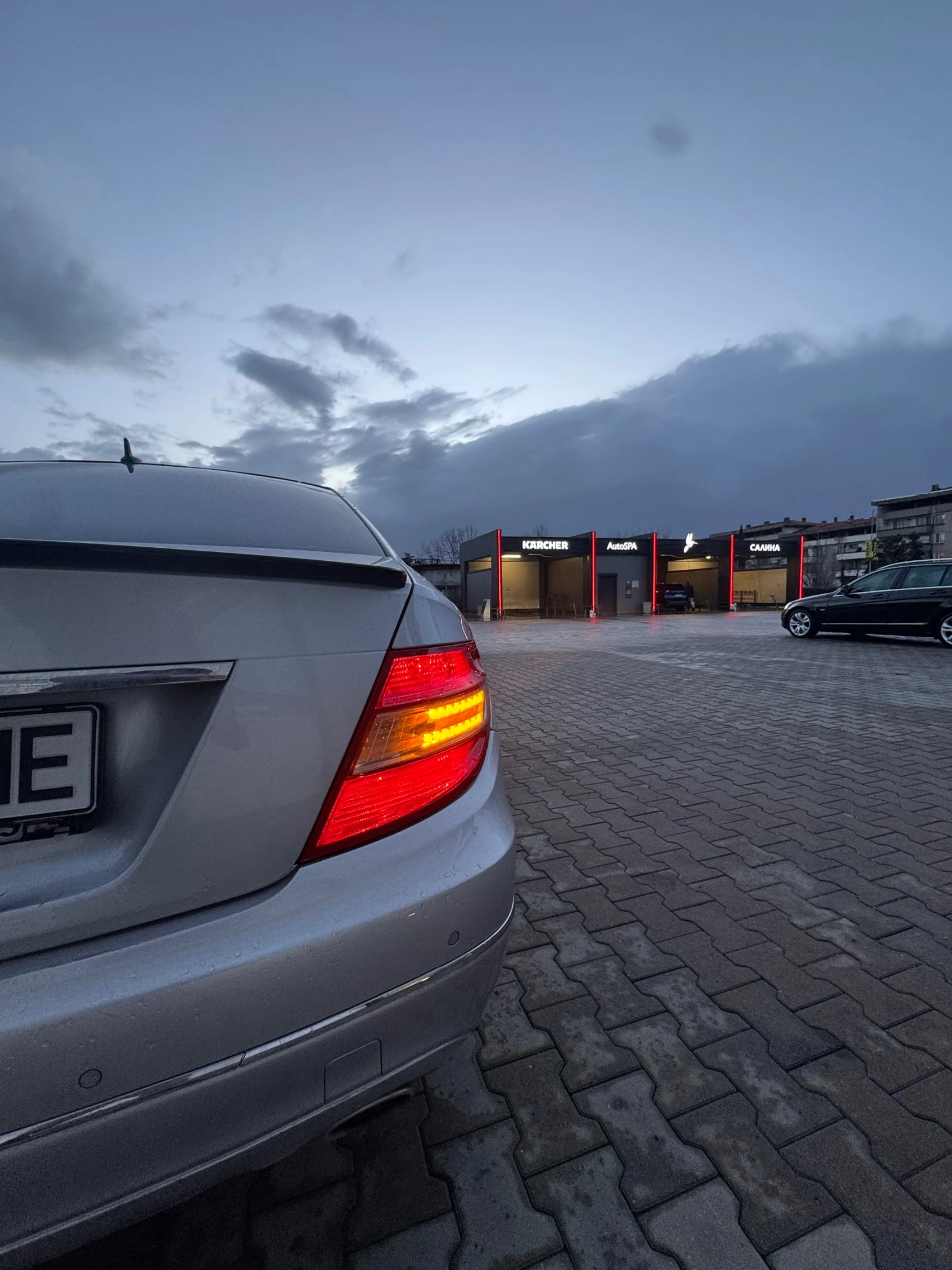 Mercedes-Benz C 220  - изображение 9