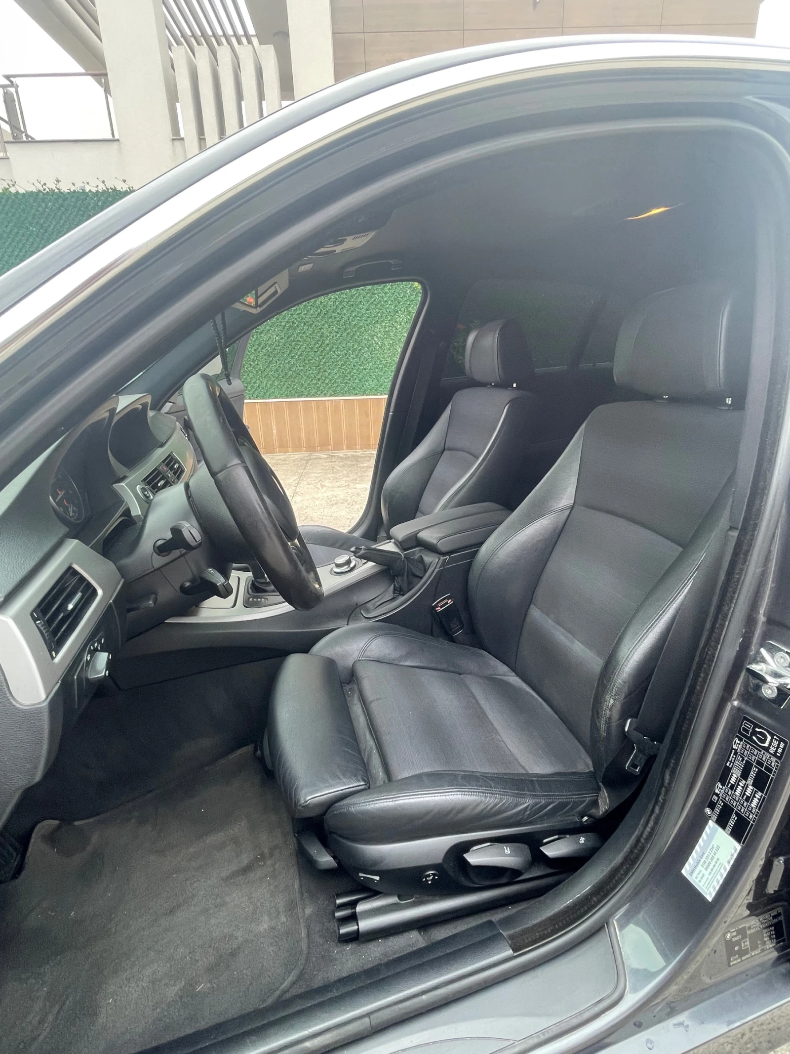 BMW 330 d, снимка 8 - Автомобили и джипове - 53716677