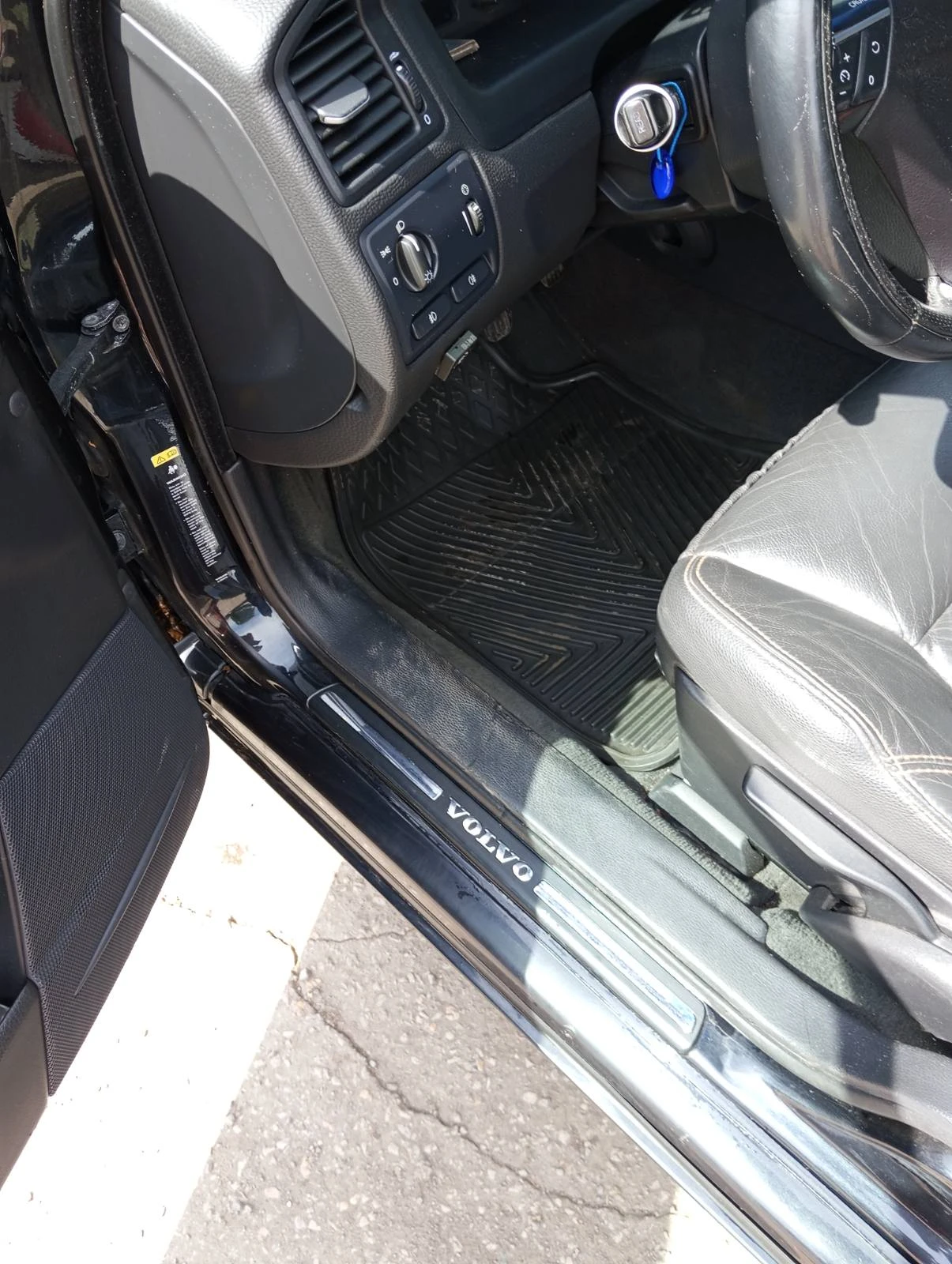 Volvo S60 ГАЗ, снимка 11 - Автомобили и джипове - 53965560