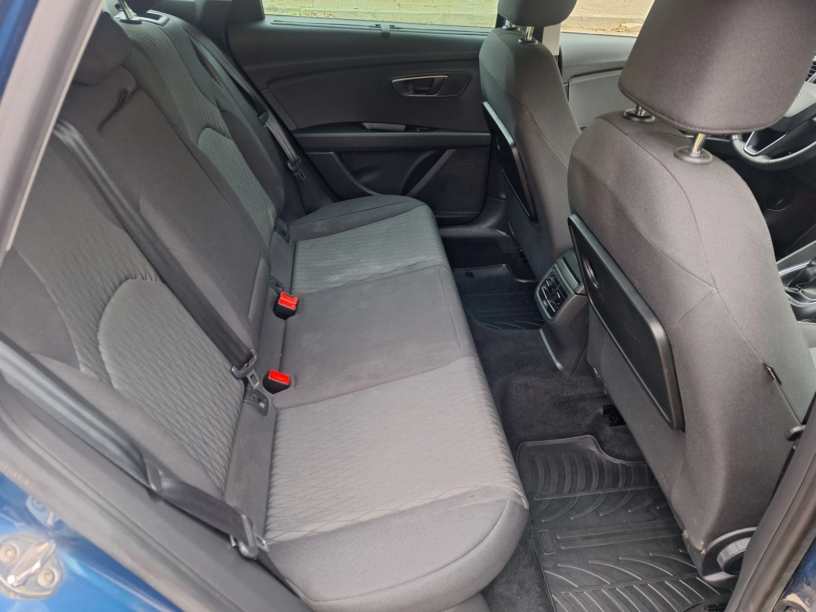 Seat Leon Леон 4х4, снимка 14 - Автомобили и джипове - 53989480