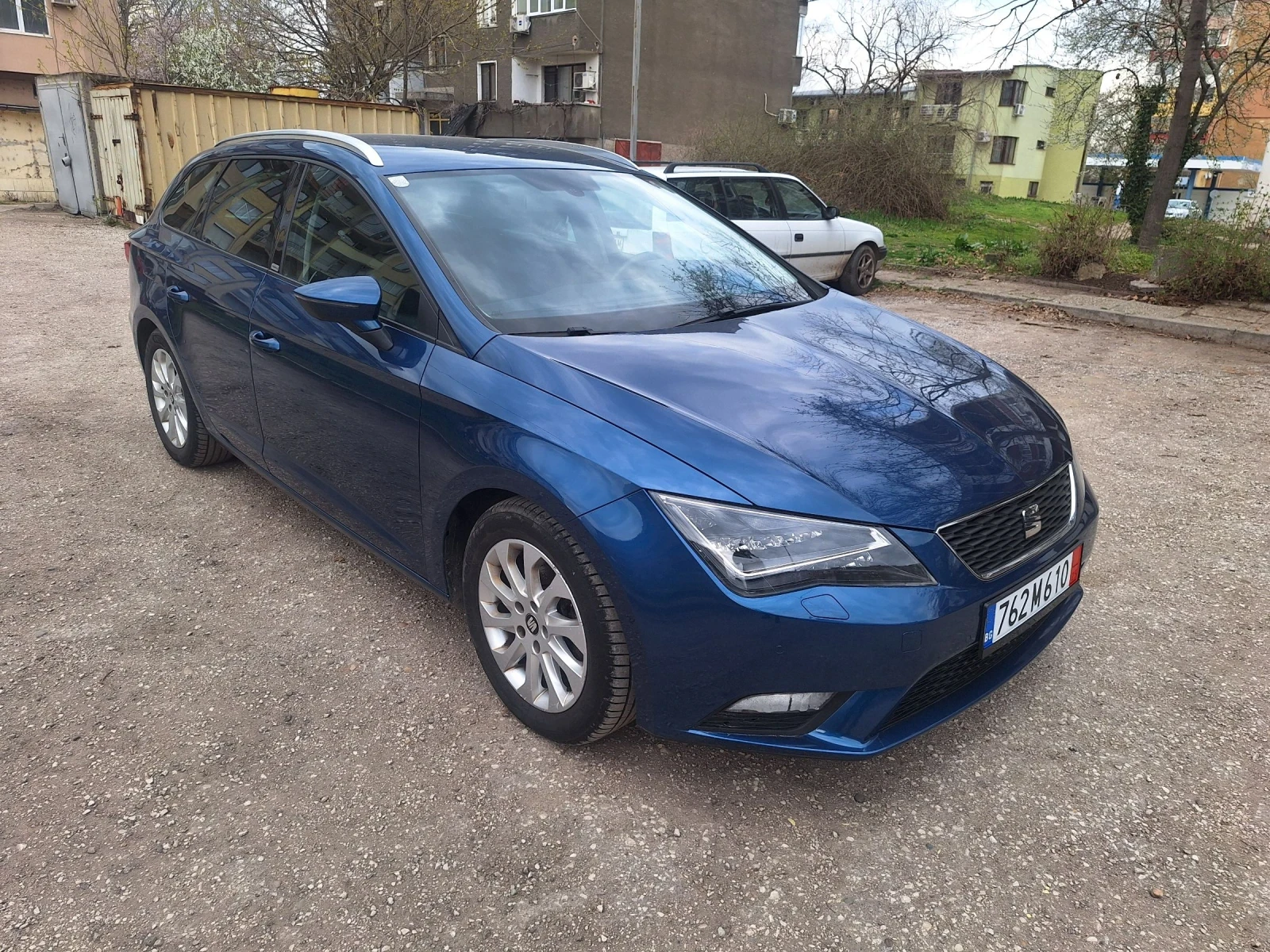 Seat Leon Леон 4х4, снимка 3 - Автомобили и джипове - 53989480