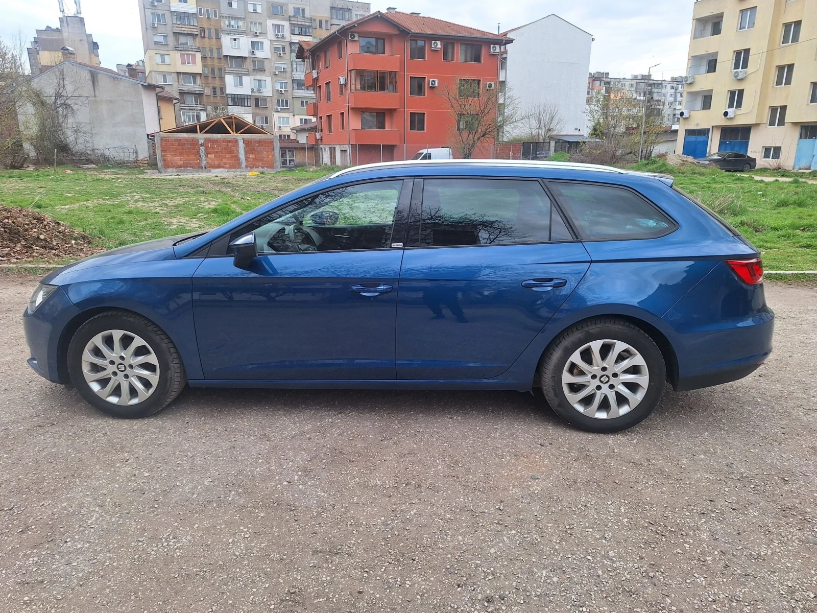 Seat Leon Леон 4х4, снимка 8 - Автомобили и джипове - 53989480