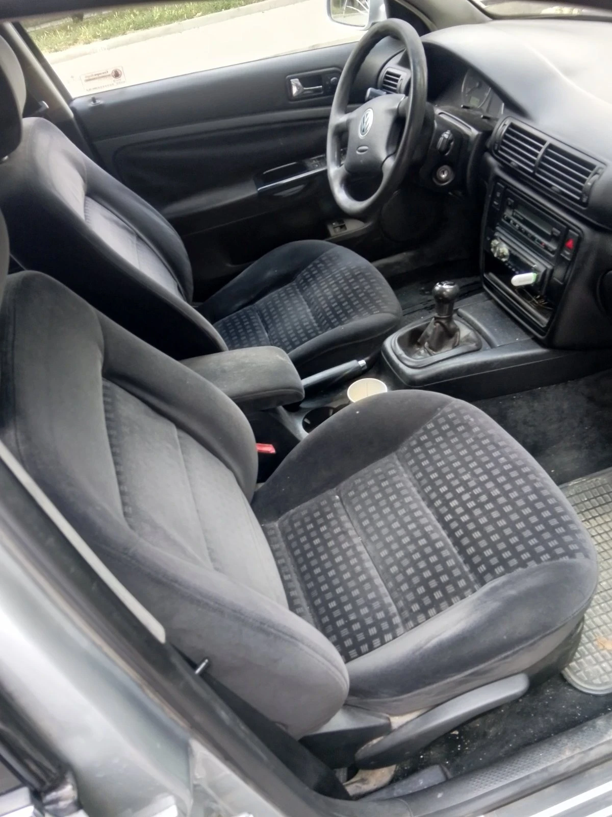 VW Passat 1.9 TDI 101кс., снимка 3 - Автомобили и джипове - 54005896