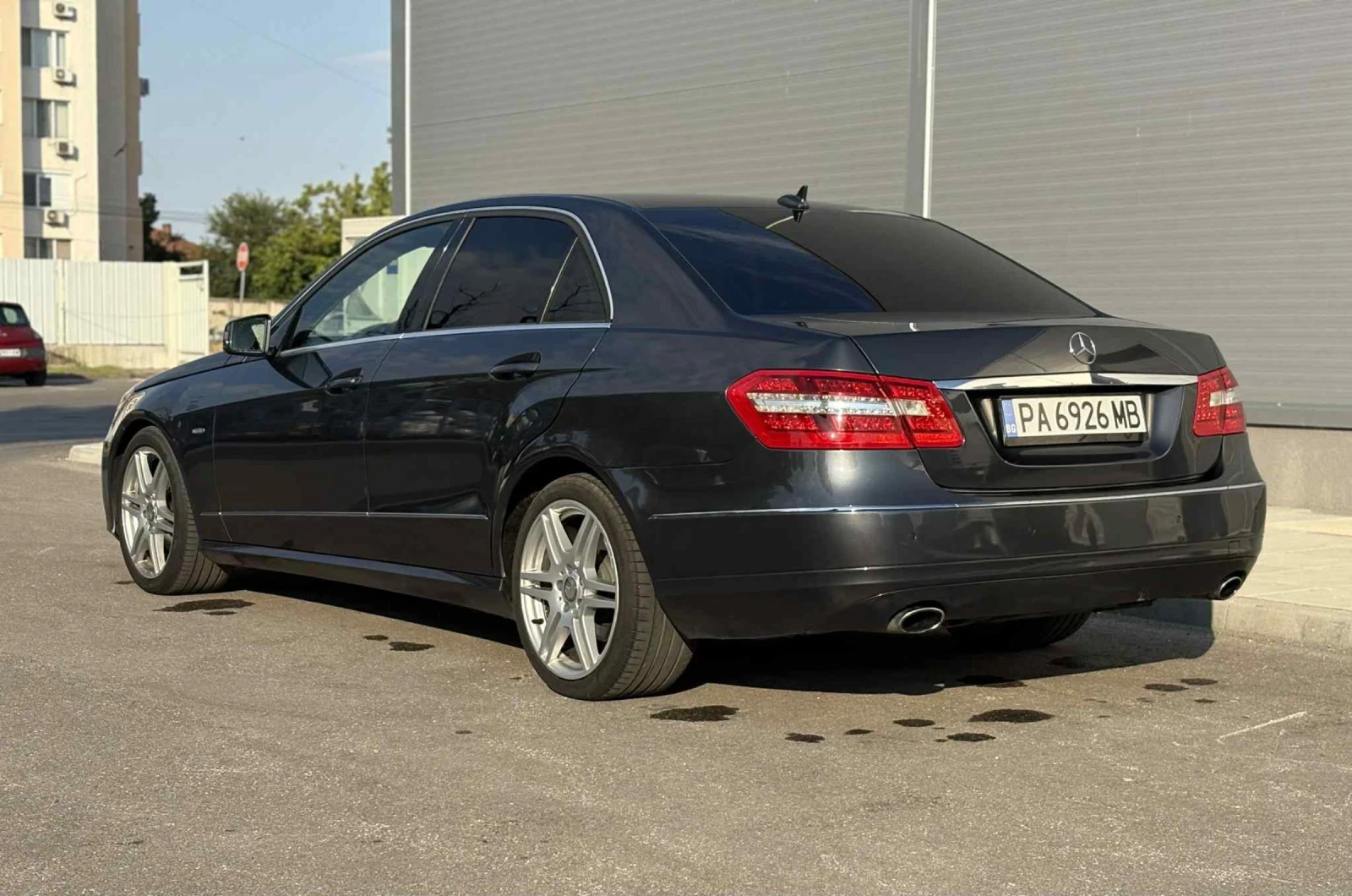 Mercedes-Benz E 350 3.0 CDI, снимка 5 - Автомобили и джипове - 54032368