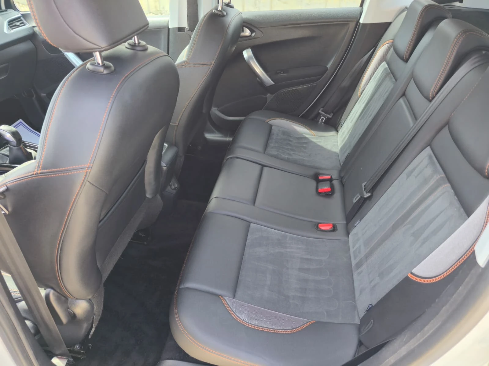 Peugeot 2008 1.2 Pure Tech | Mobile.bg � ����������� 15