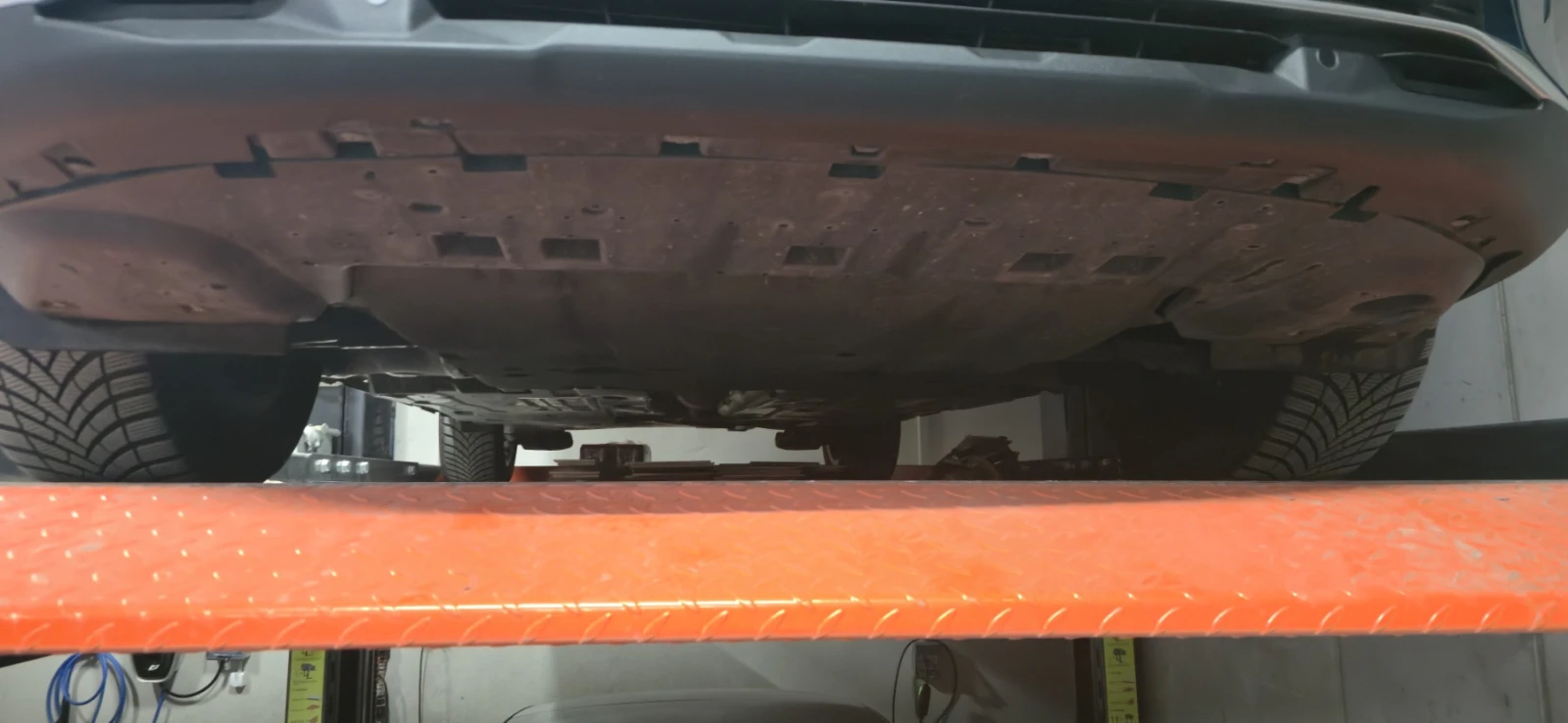 Peugeot 5008 6 + 1 ALLURE PACK 1.5, снимка 12 - Автомобили и джипове - 54996264