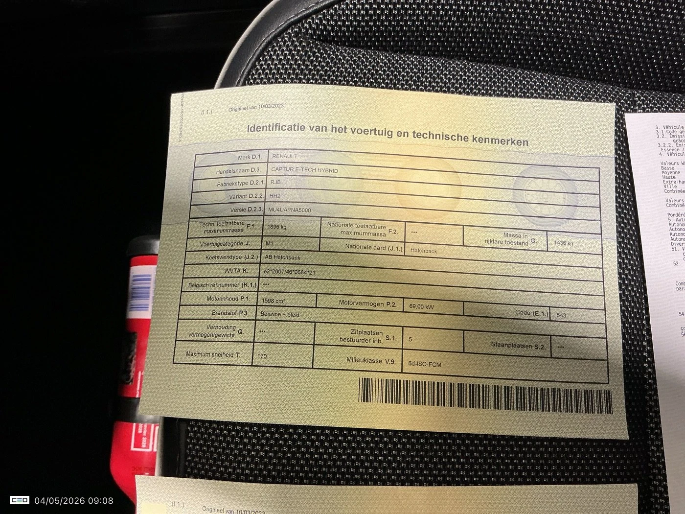 Renault Captur 1.6 Techno - Hybrid 54.372 km, снимка 8 - Автомобили и джипове - 54452899