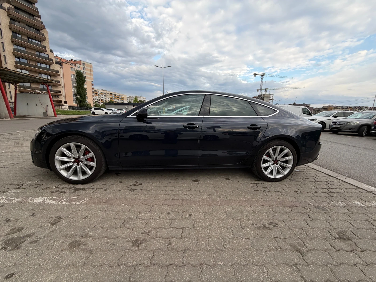 Audi A7 3.0 TFSI / Distronic / Богато оборудване , снимка 8 - Автомобили и джипове - 54496434