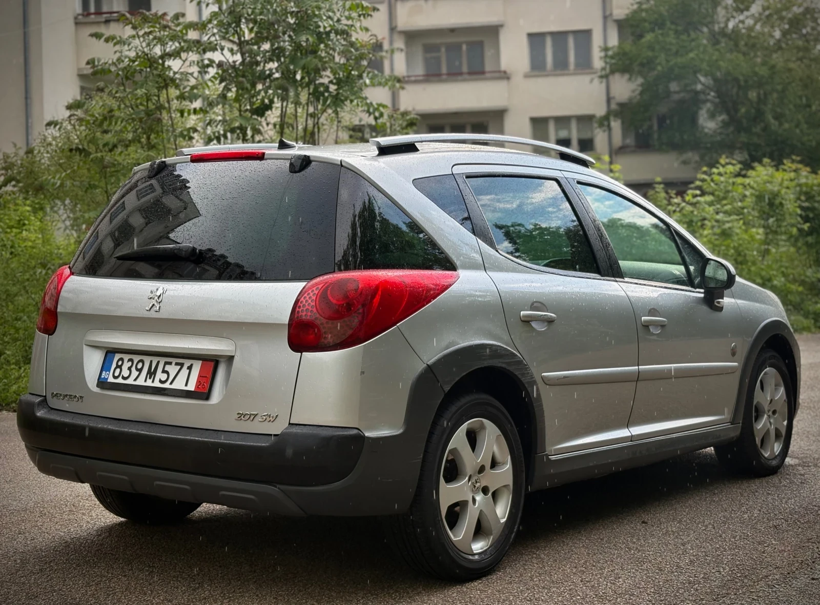 Peugeot 207 SW * 1.6HDI * OUTDOOR * PANO * �������� ������� *  | Mobile.bg � ����������� 4