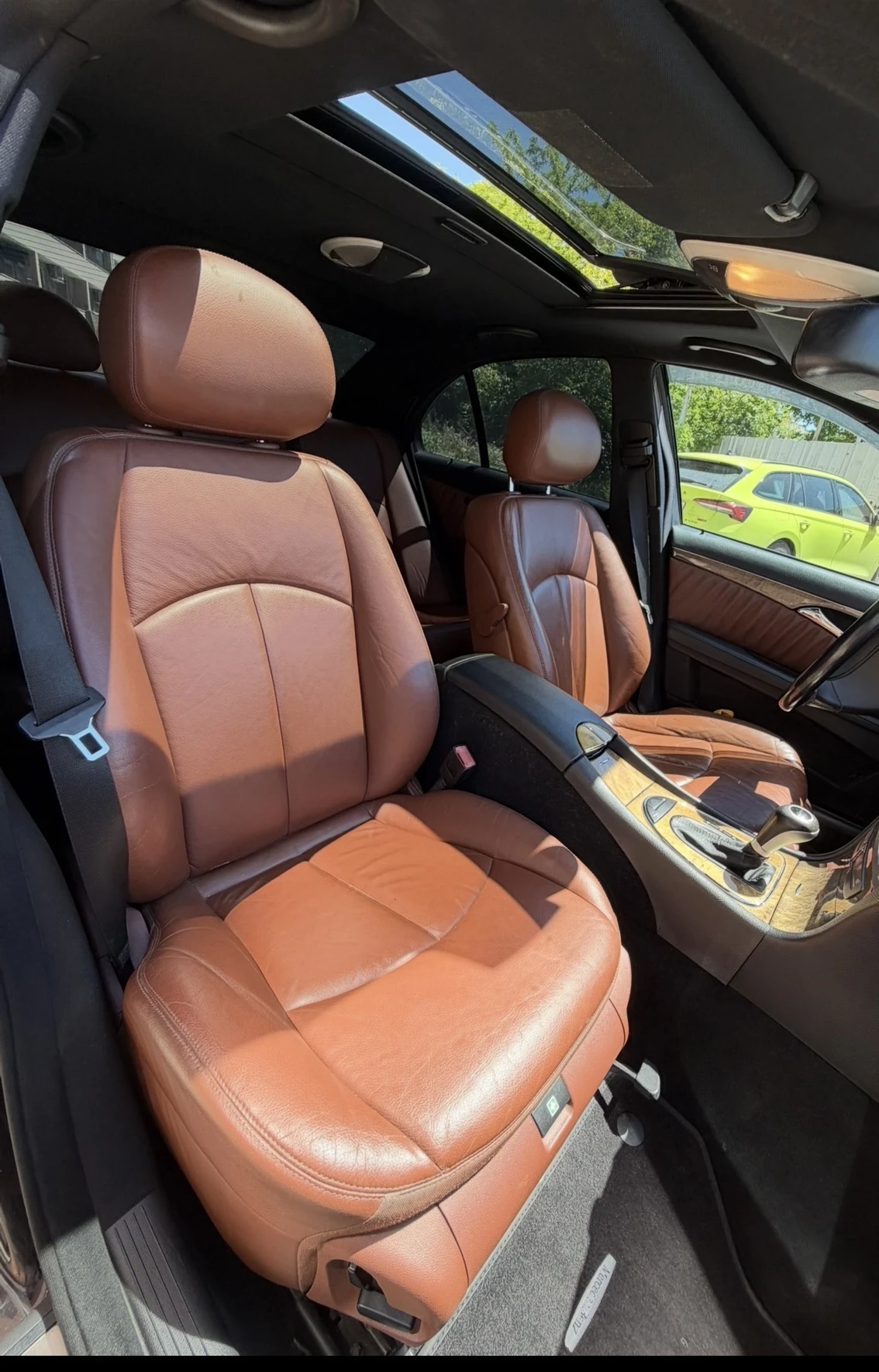 Mercedes-Benz E 320, снимка 6 - Автомобили и джипове - 54576725