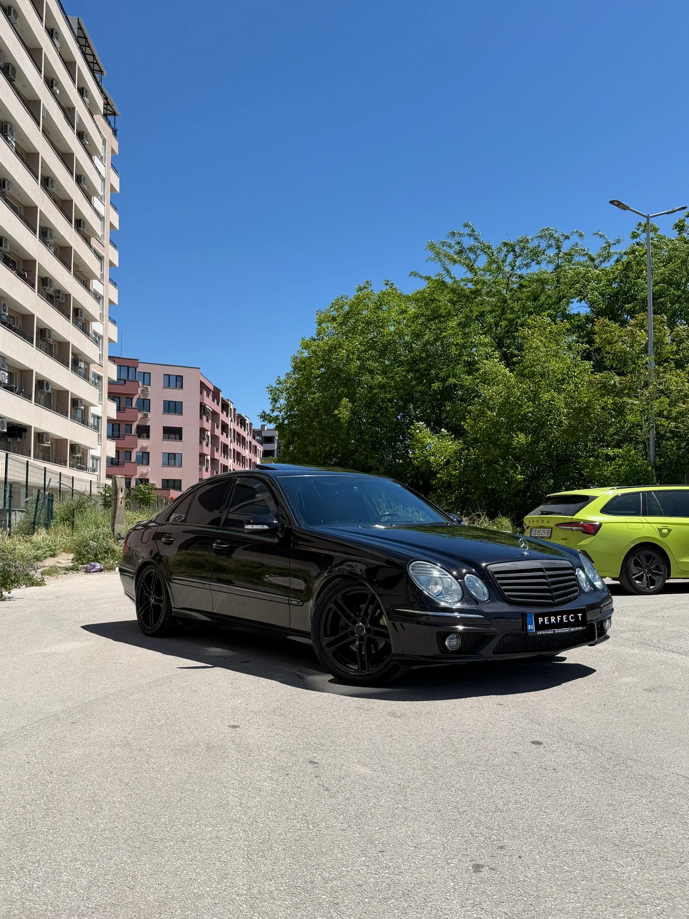 Mercedes-Benz E 320