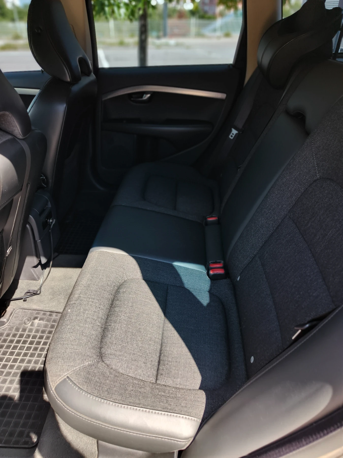 Volvo Xc70, снимка 14 - Автомобили и джипове - 54691265