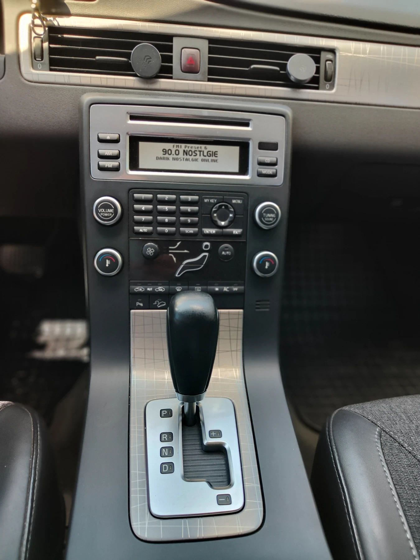 Volvo Xc70, снимка 11 - Автомобили и джипове - 54691265