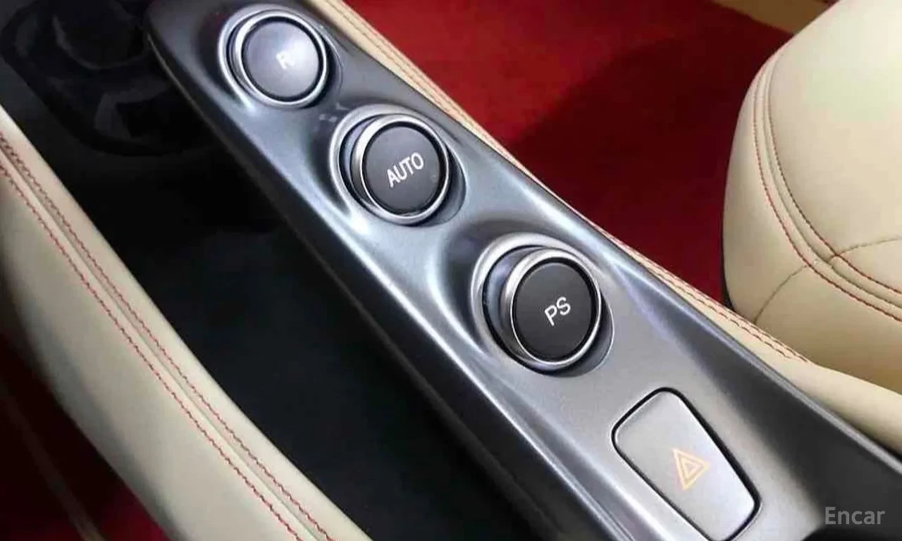 Ferrari F8 Spider 3.9 V8, снимка 9 - Автомобили и джипове - 54713482
