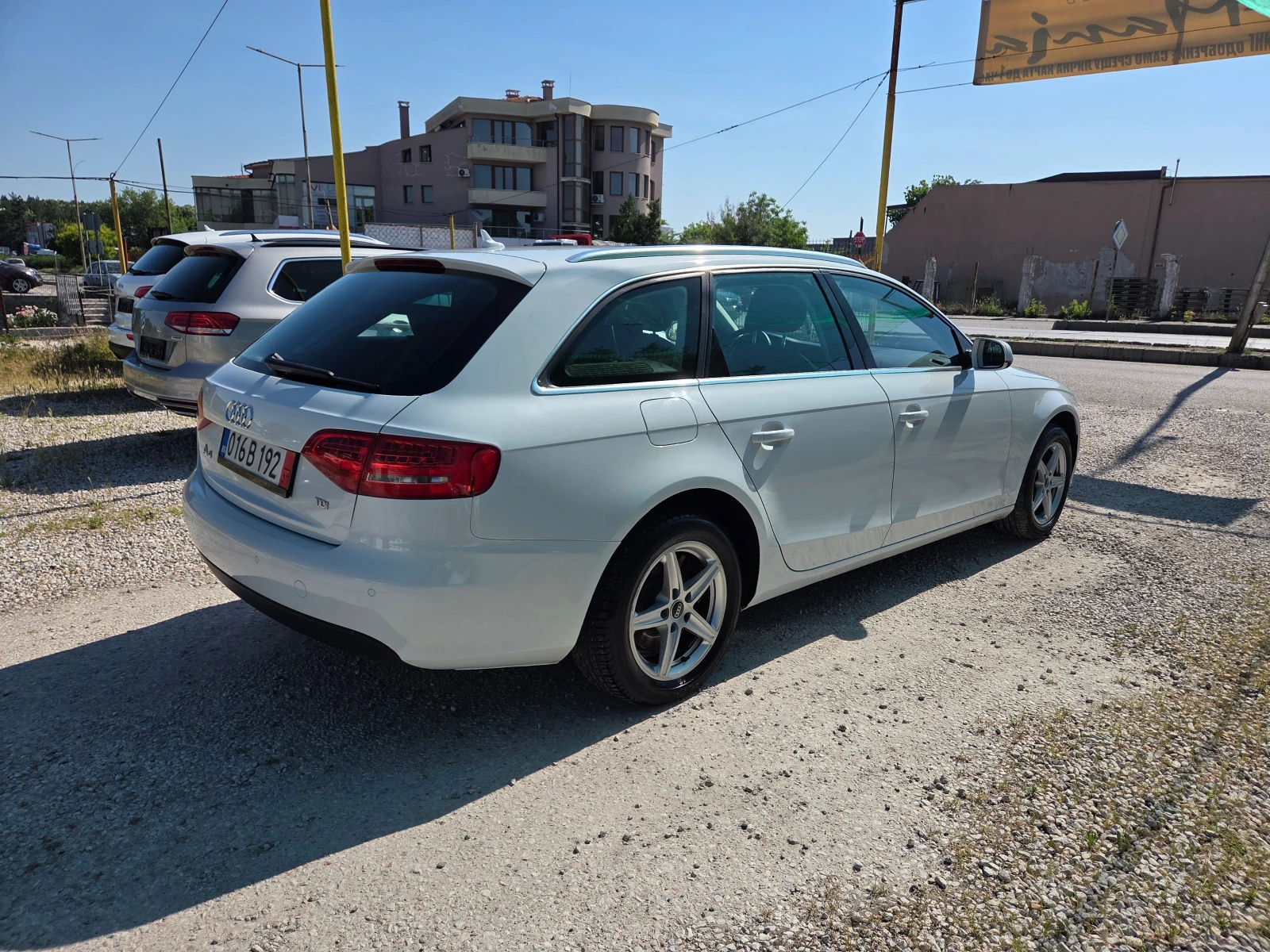 Audi A4 2.0TDI LED NAVI кожа, снимка 4 - Автомобили и джипове - 54870733
