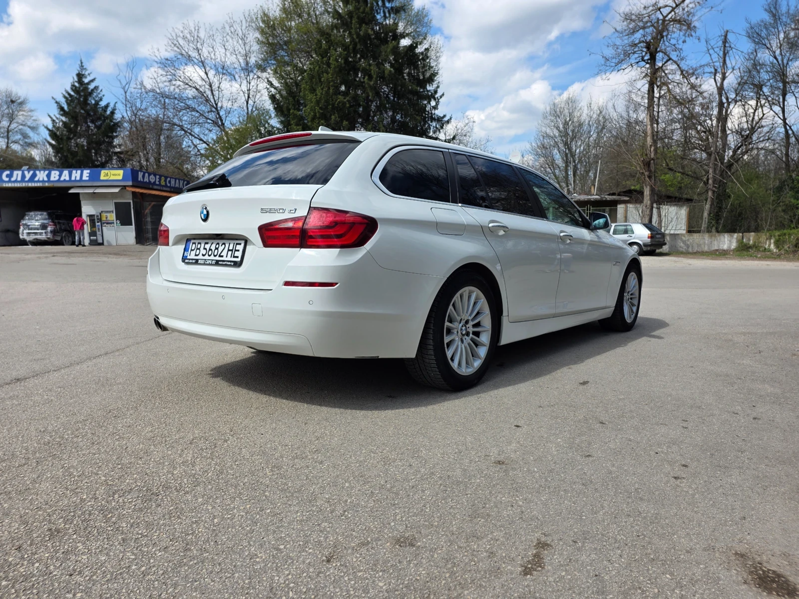 BMW 520 520, снимка 5 - Автомобили и джипове - 54886355