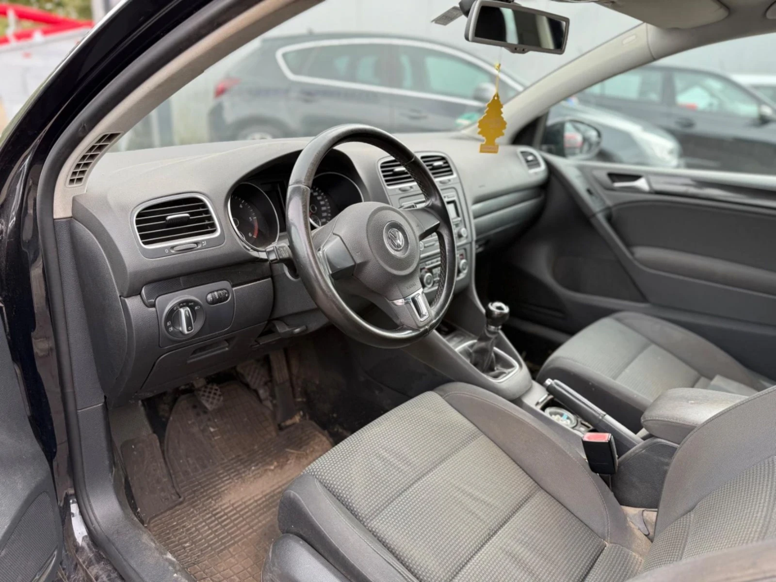 VW Golf 2.0 TDI , снимка 8 - Автомобили и джипове - 55044655