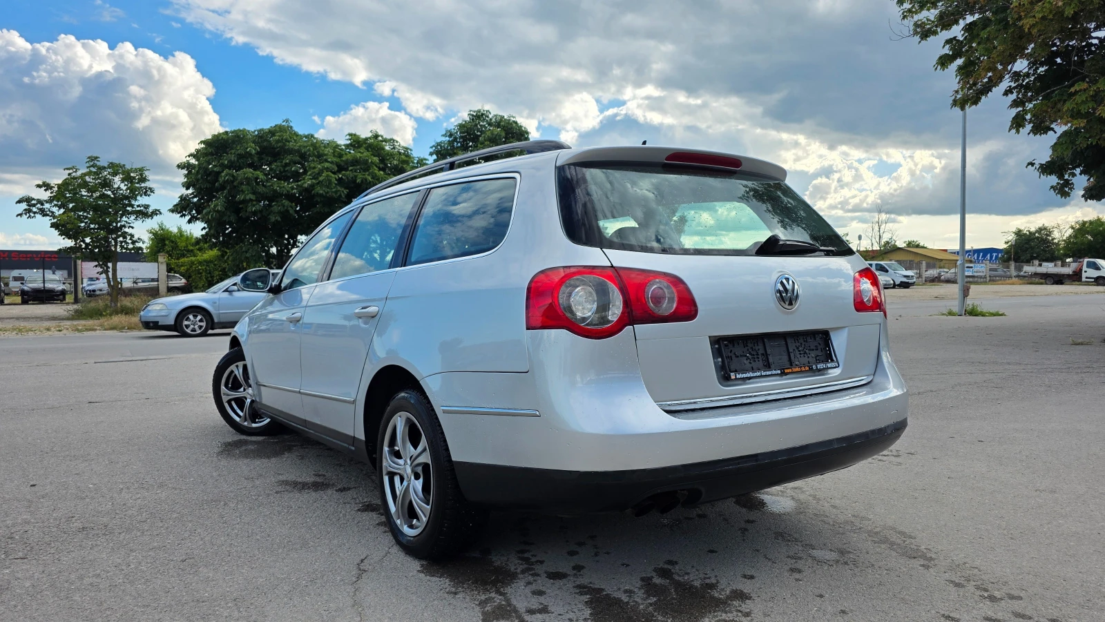 VW Passat АВТОМАТ 8кл, снимка 4 - Автомобили и джипове - 55053861