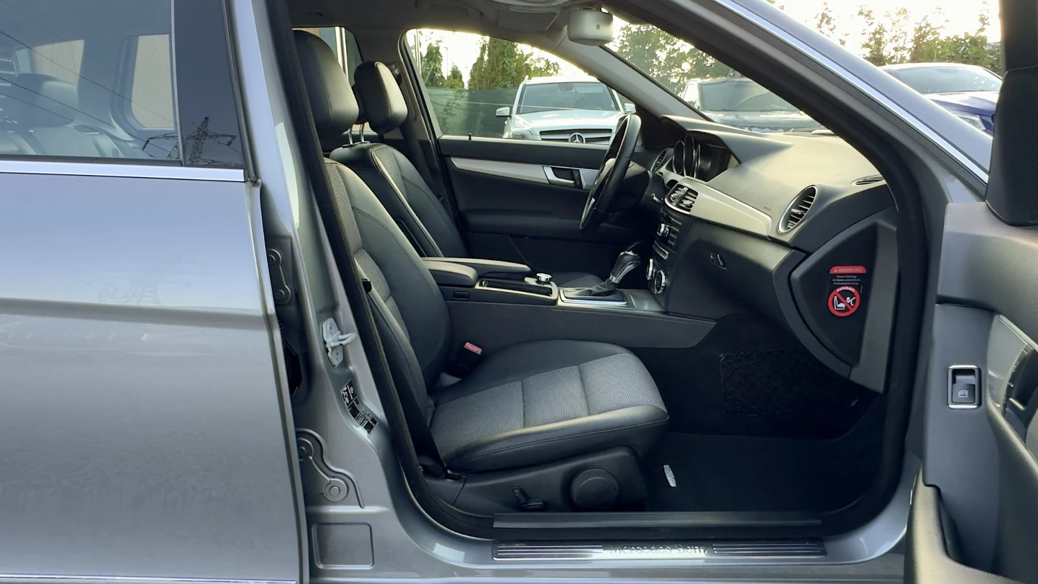 Mercedes-Benz C 250 CDi 4x4 Autom.Navi Кожа Подгрев Xenon, снимка 13 - Автомобили и джипове - 55060986