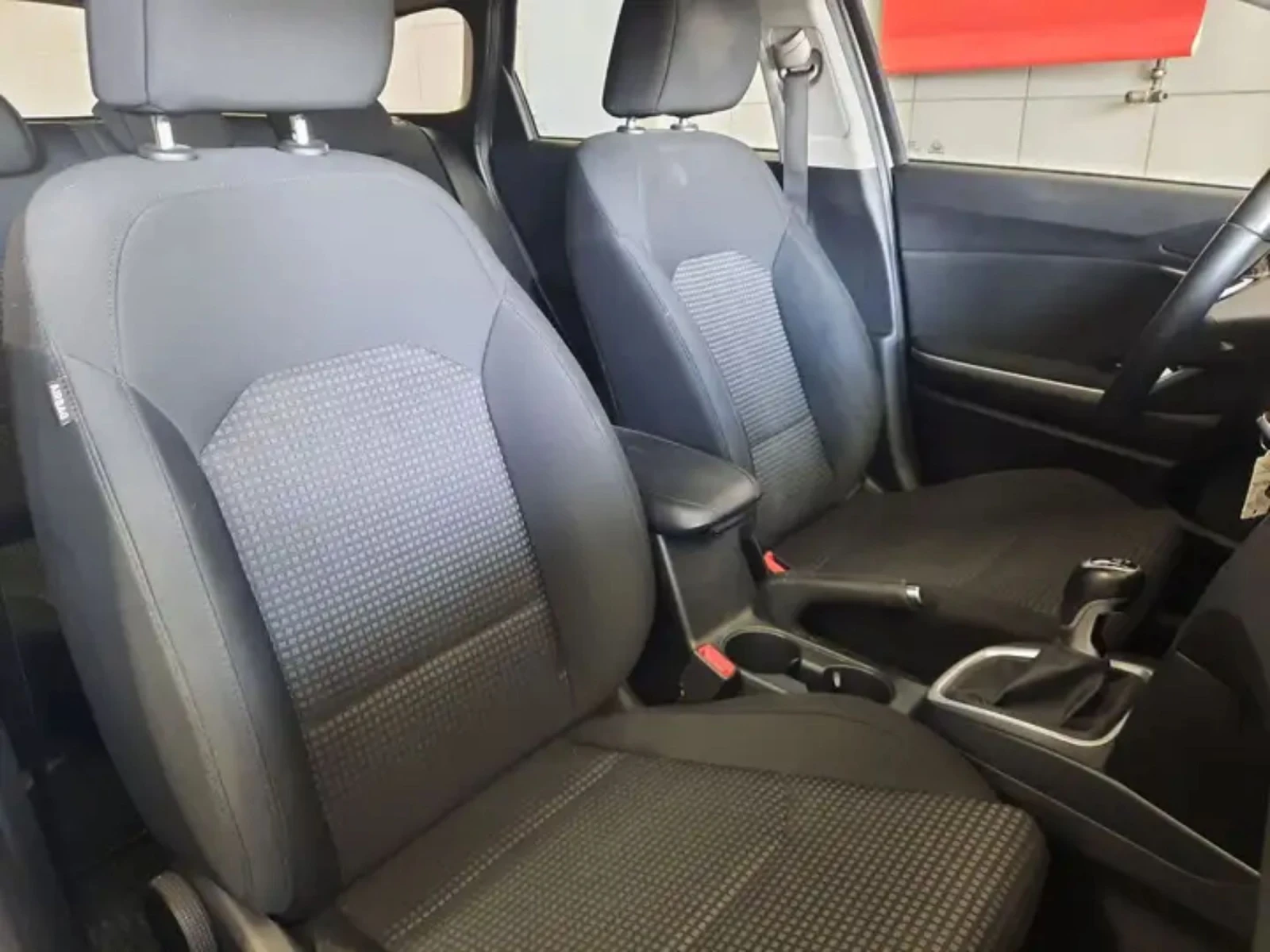 Kia Ceed SW, снимка 9 - Автомобили и джипове - 55235595