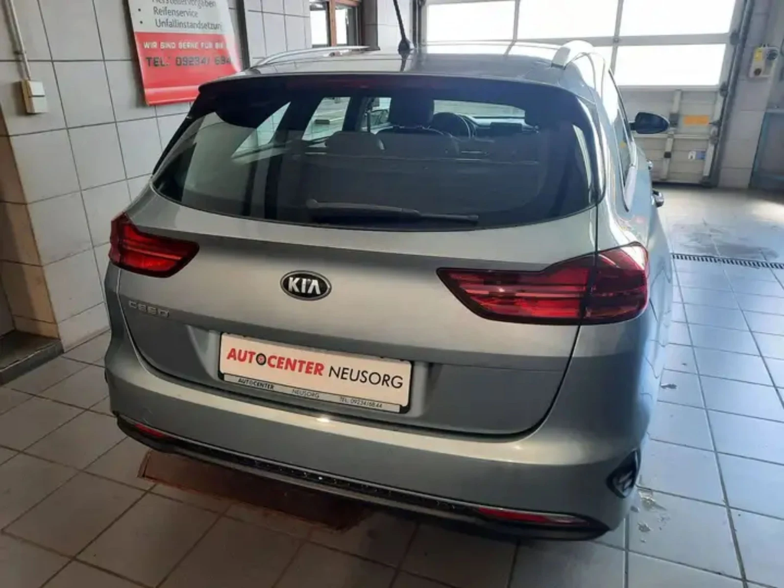Kia Ceed SW, снимка 10 - Автомобили и джипове - 55235595