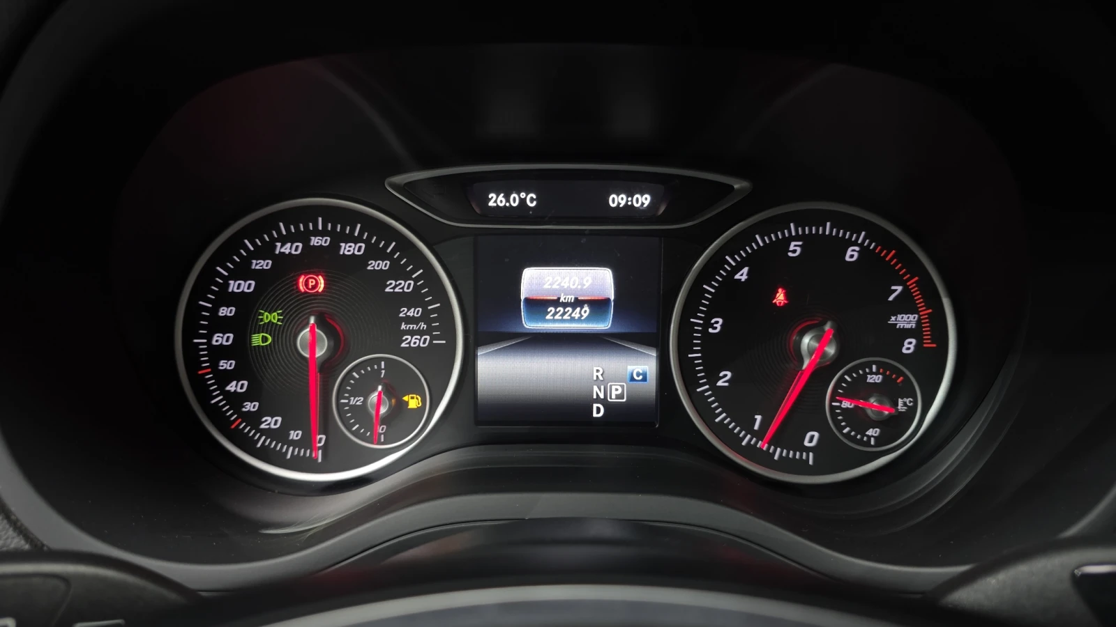 Mercedes-Benz B 220 КРАЙНА ЦЕНА, снимка 8 - Автомобили и джипове - 55318877