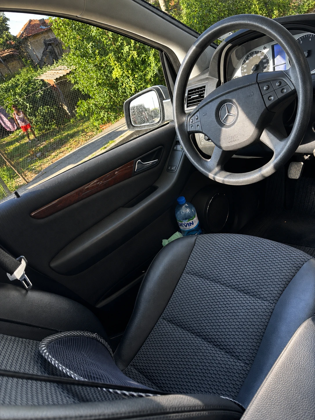 Mercedes-Benz B 200, снимка 4 - Автомобили и джипове - 55420510