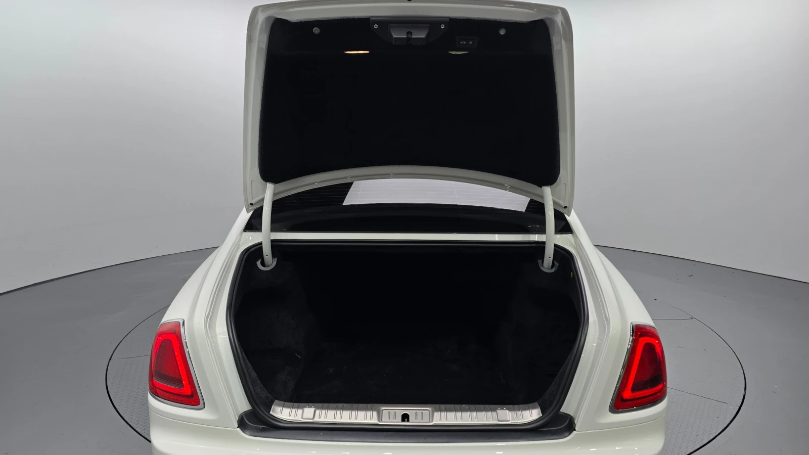 Rolls-Royce Ghost 6.6 V12 | Mobile.bg � ����������� 16