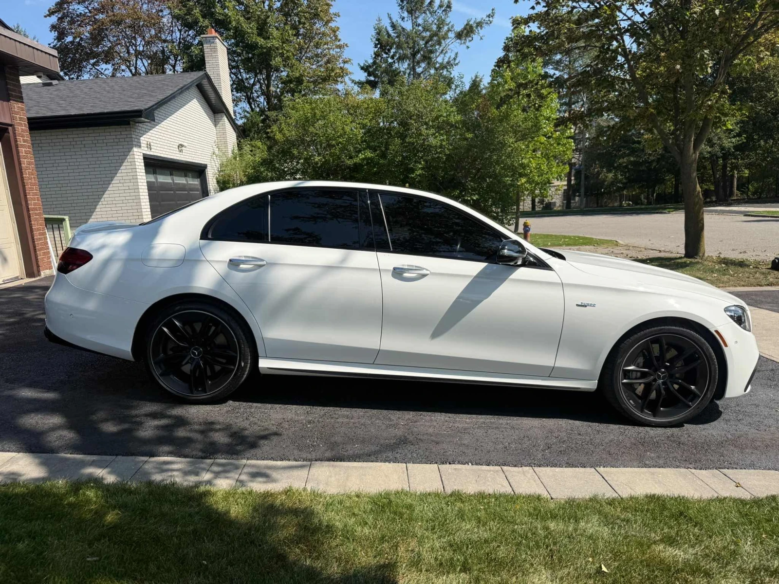 Mercedes-Benz E 53 AMG * CARFAX * ОПЦИЯ ЗА ФИНАНСИРАНЕ, снимка 3 - Автомобили и джипове - 56062739