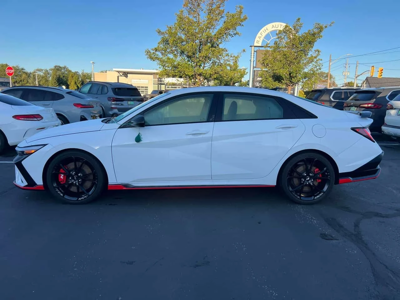 Hyundai Elantra * DCT * CARFAX * KEYLESS * ПАНОРАМА * , снимка 3 - Автомобили и джипове - 56295153