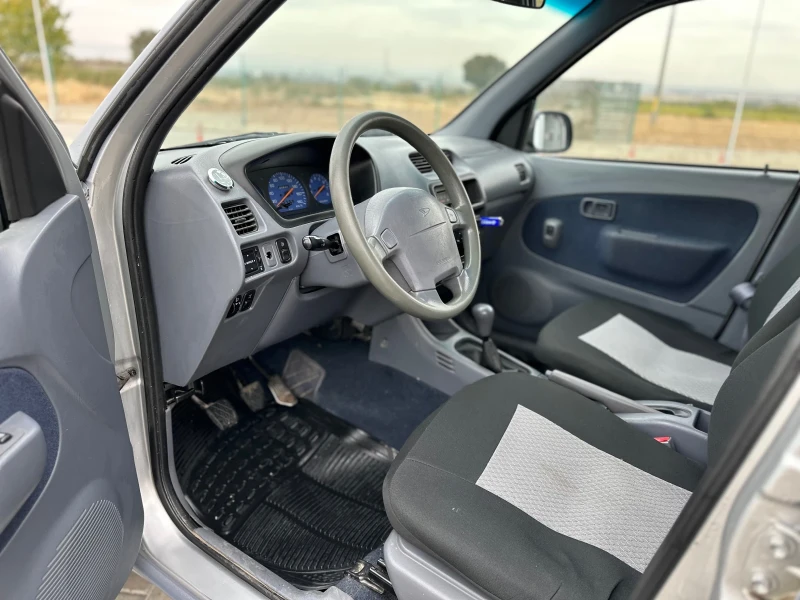 Daihatsu Terios 1.3 4WD, снимка 10 - Автомобили и джипове - 47469707